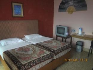 Hotel Ajaya Varanasi Luaran gambar