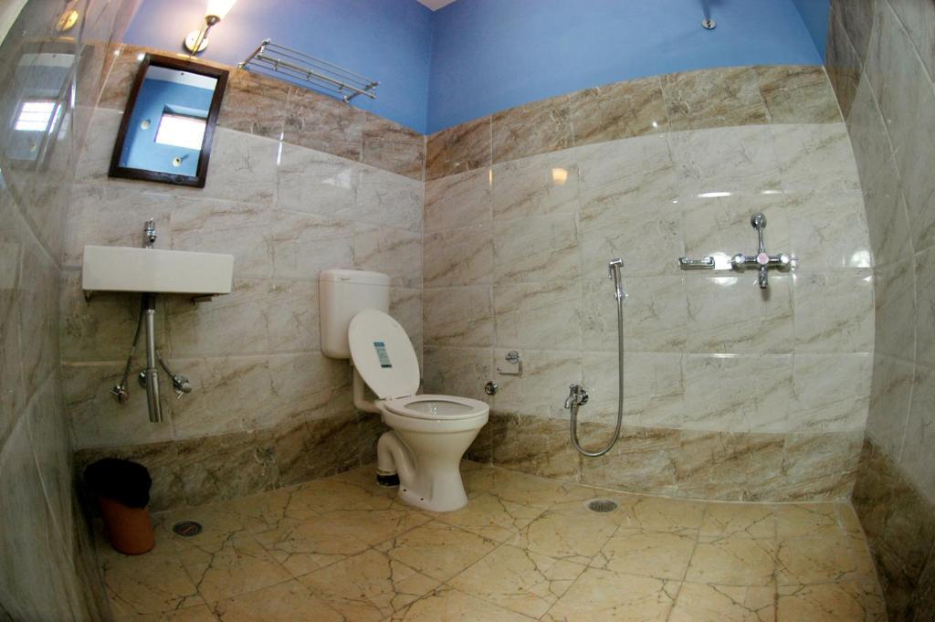 Hotel Ajaya Varanasi Bilik gambar